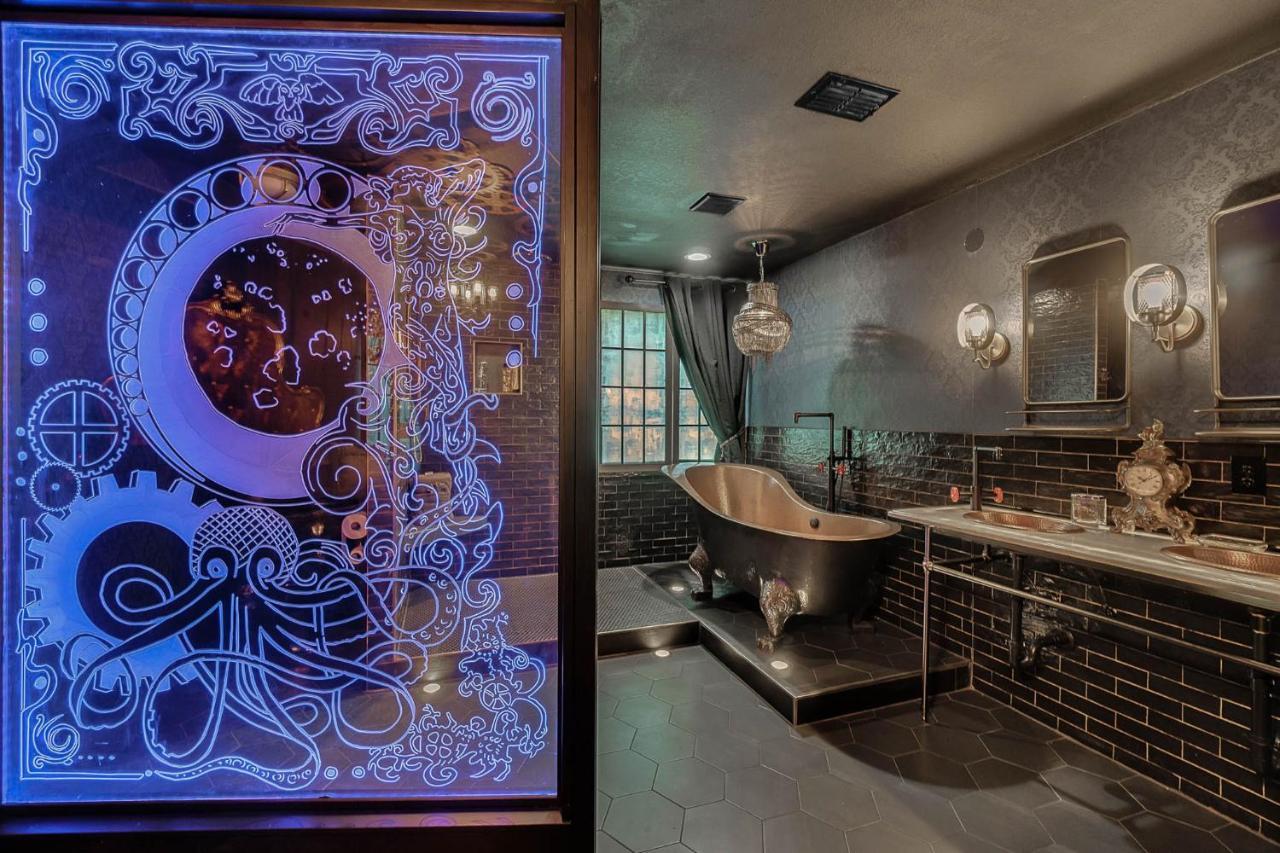 Gorgeous Custom 6Bd Hm Loaded With Amenities Themed Rooms, Private Pool ดาเวนพอร์ต ภายนอก รูปภาพ
